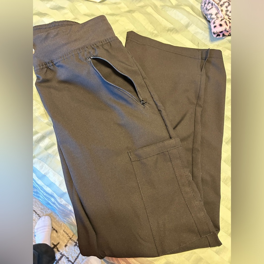 Scrub pants